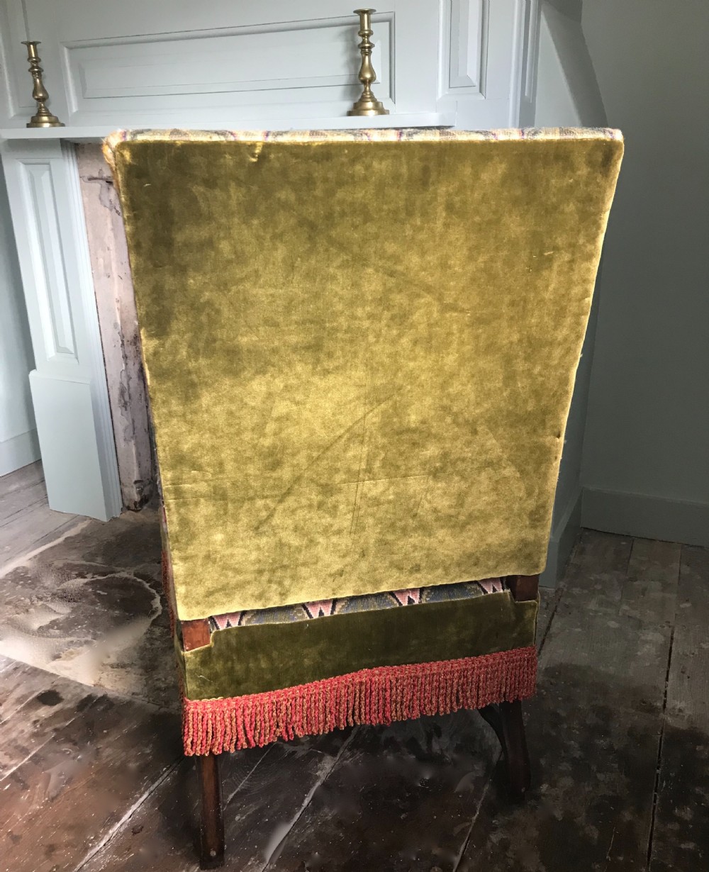 French Walnut Os De Mouton Armchair with Tapestry Upholstery View V