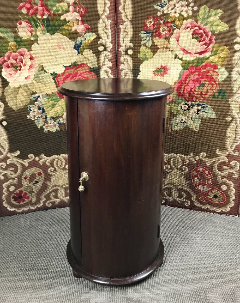 Victorian Mahogany Cylindrical Pot / Bedside Cupboard