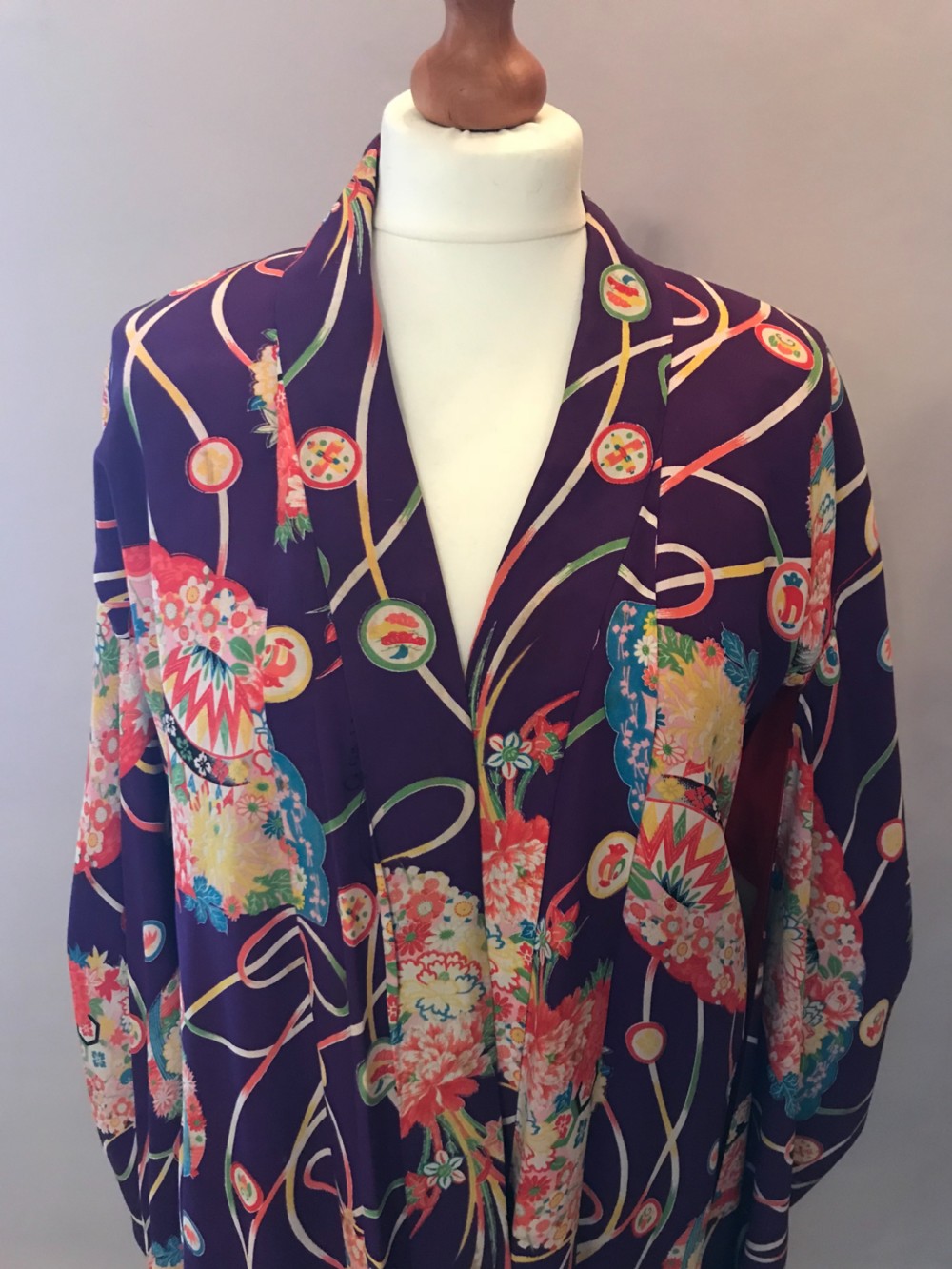 Antique Japanese Purple Silk Kimono / Furisode View IV