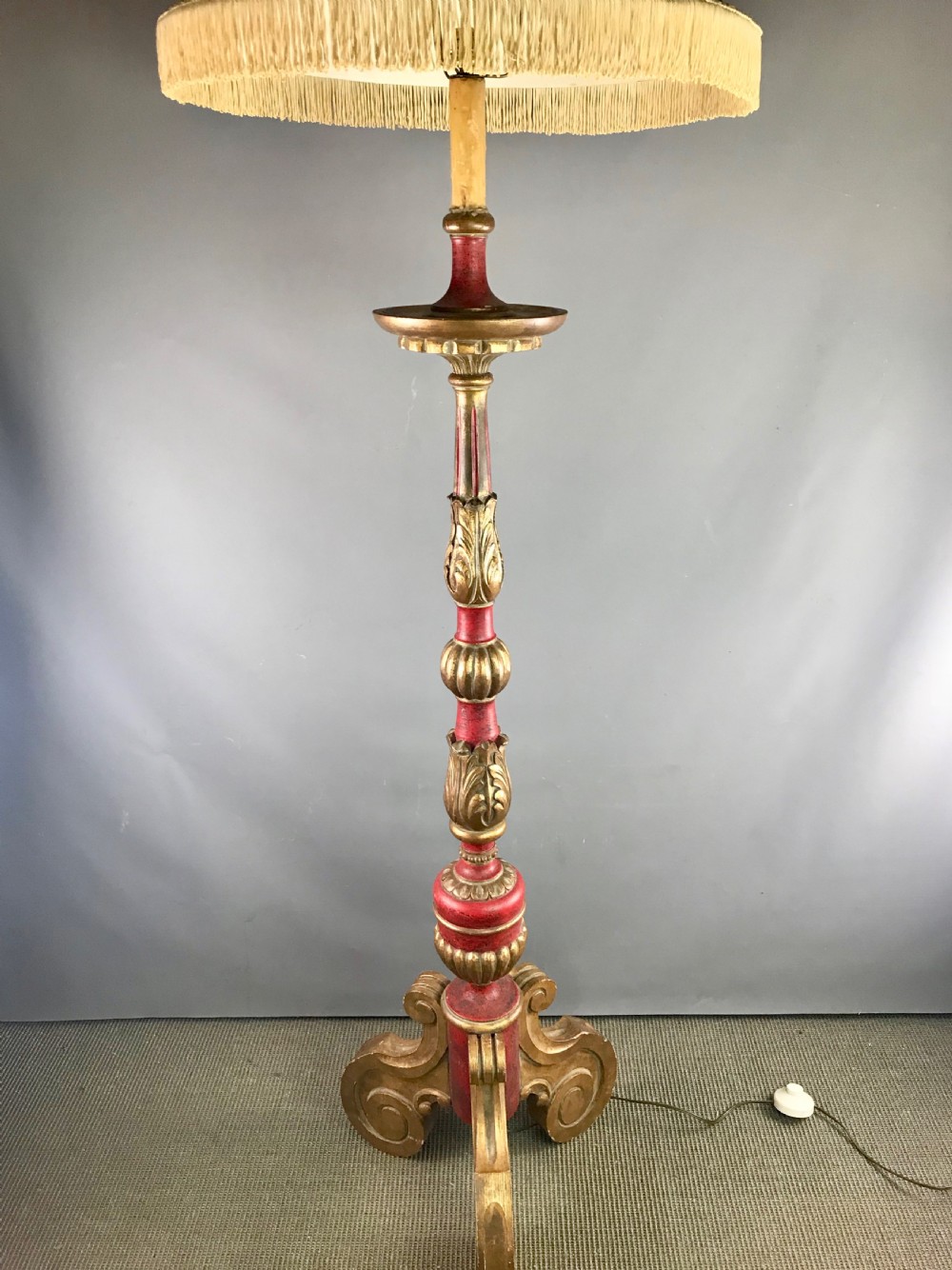 Carved giltwood and red painted standard lamp in 17th century Florentine style View II