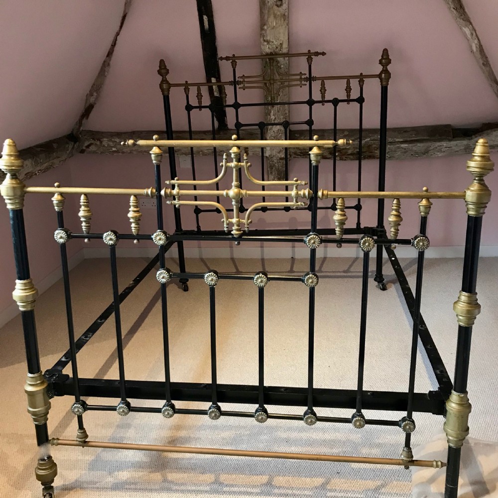 Good Quality Victorian Brass & Cast Iron Double Bed View II