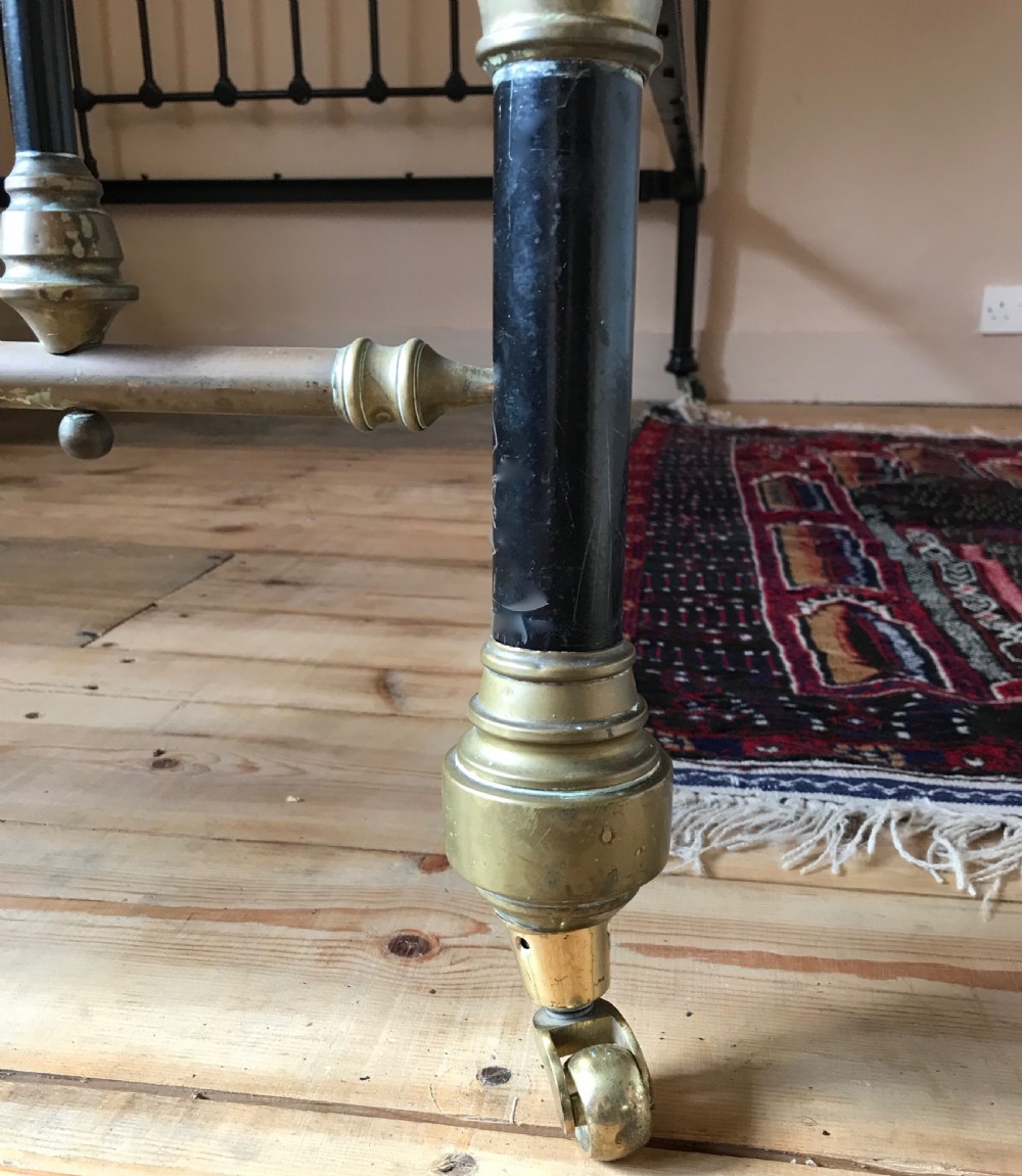 Good Quality Victorian Brass & Cast Iron Double Bed View XI