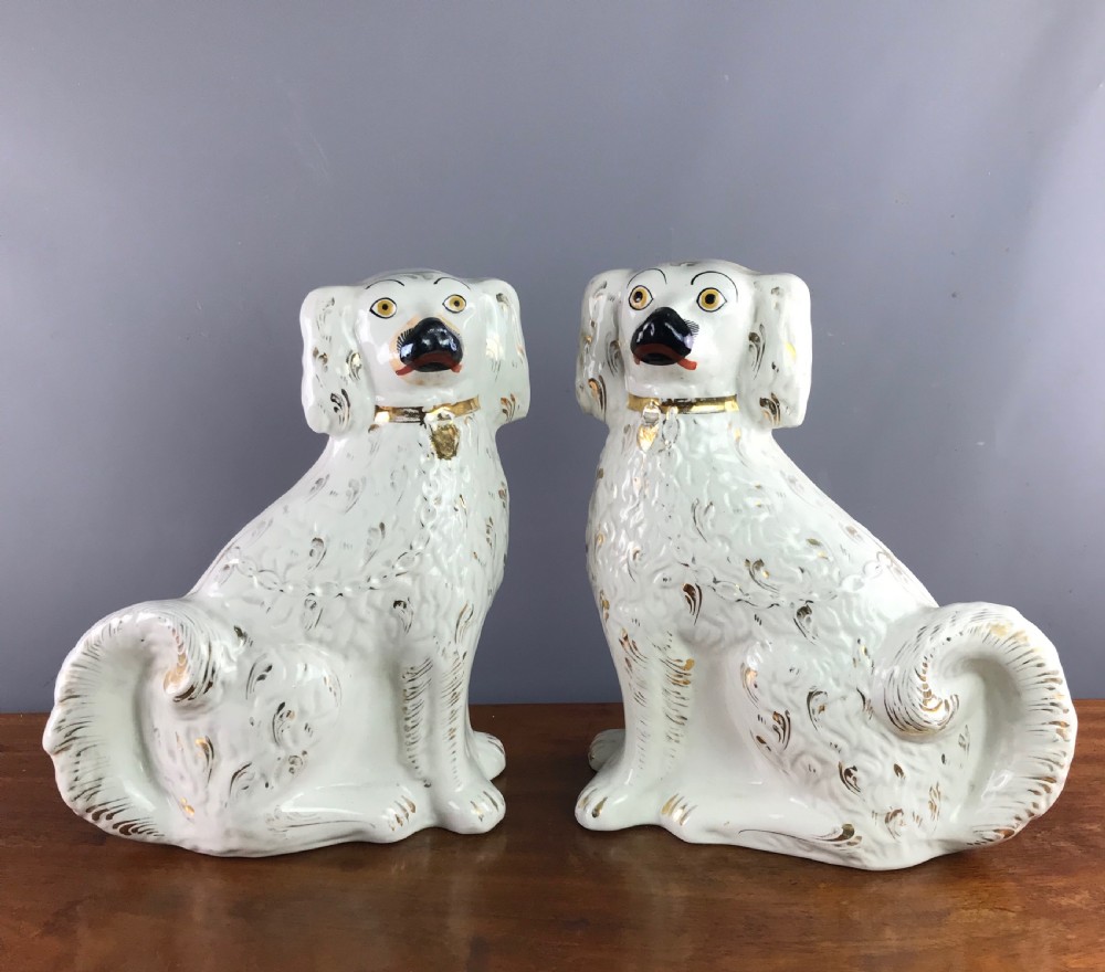 Large Pair of Victorian Staffordshire Pottery Dogs / Spaniels