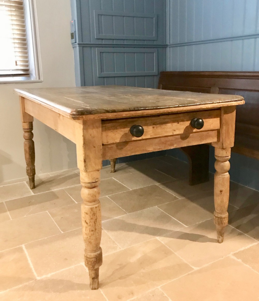 Victorian pine scrub top kitchen table View III