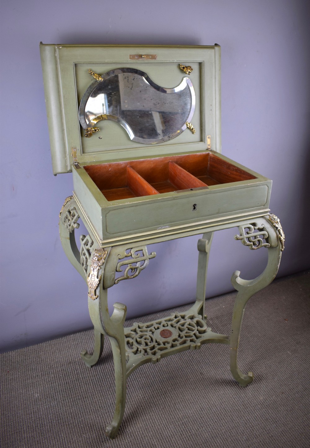 Green Painted Chinoiserie Pagoda Top Sewing / Side Table  View VII