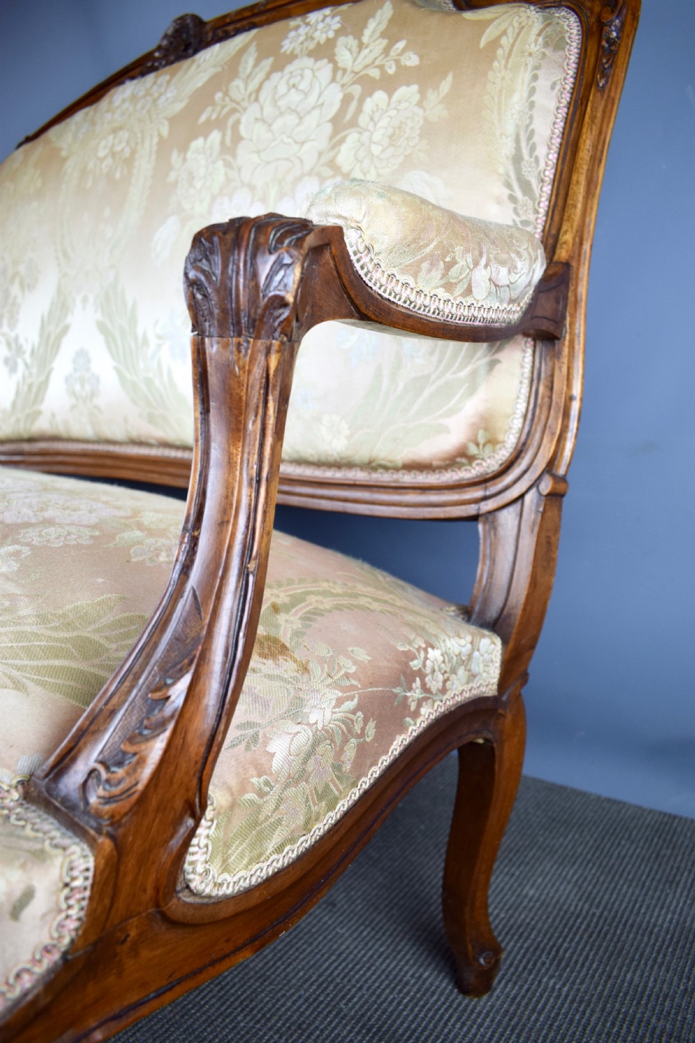 French Louis XV Style Carved Walnut Canape Sofa View VI