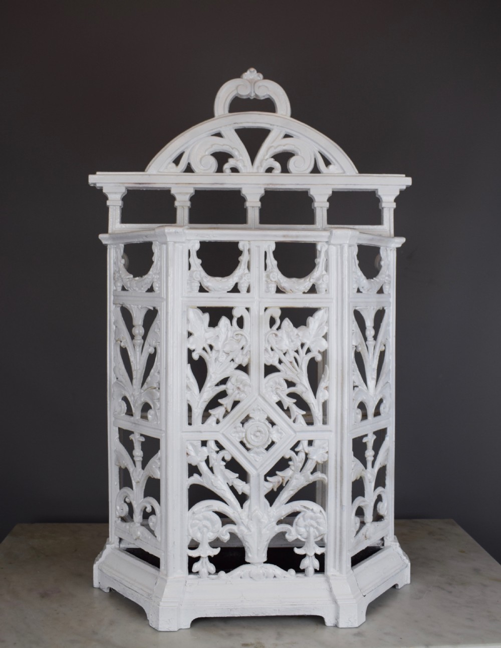 Victorian cast iron stick or umbrella stand