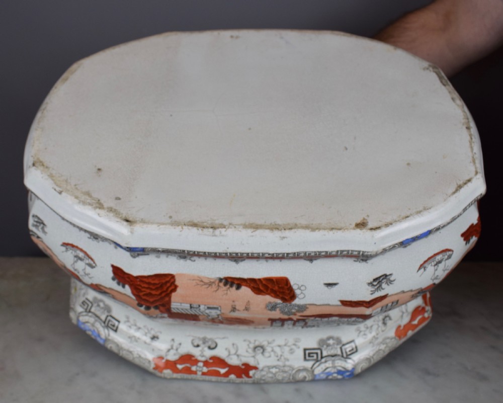 Mason's Ironstone Footbath in Pekin Japan pattern circa 1830 View VIII