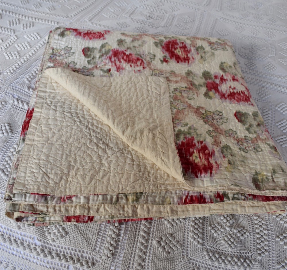 Antique Victorian Durham / Welsh hand stitched floral double quilt View V