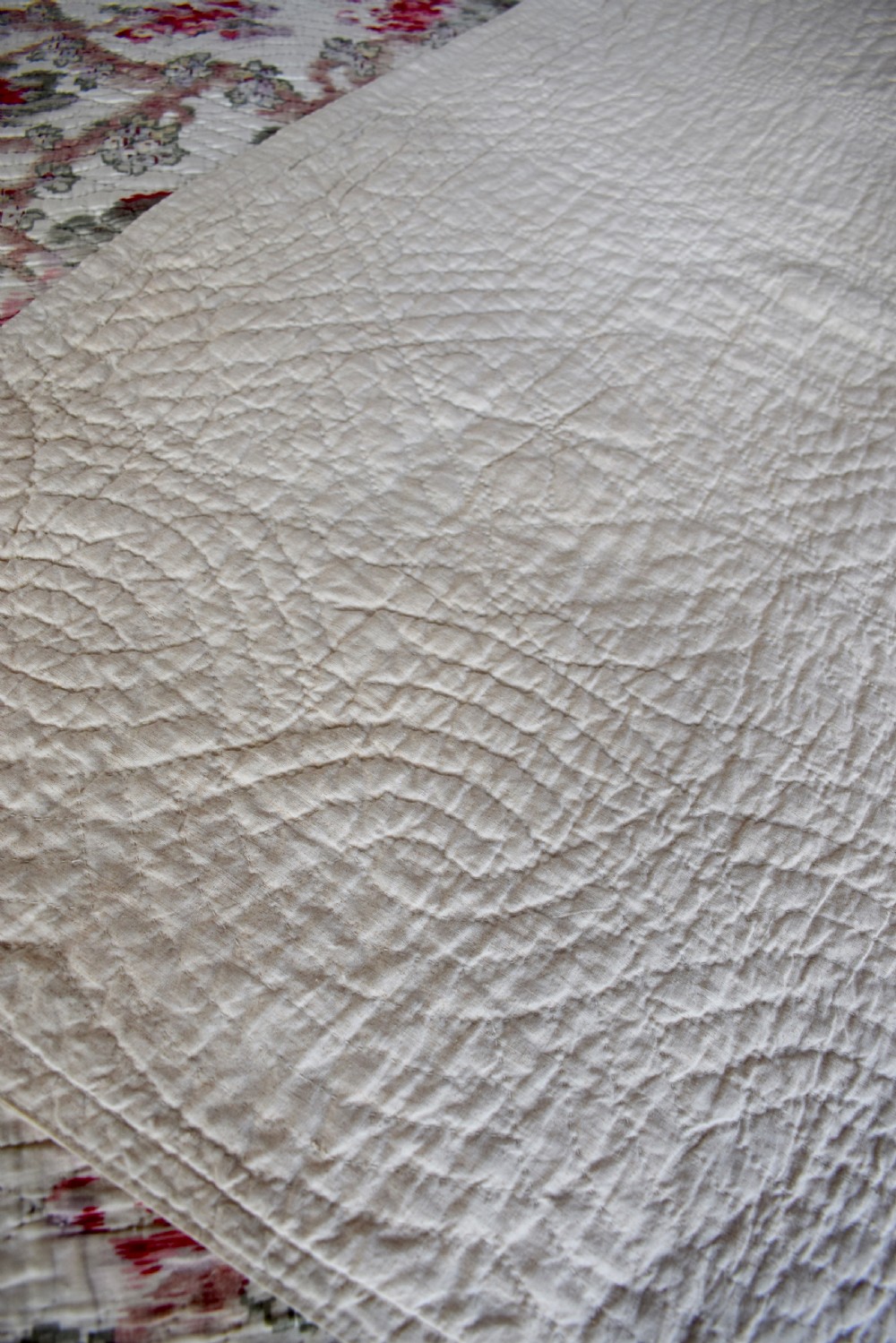 Antique Victorian Durham / Welsh hand stitched floral double quilt View VI