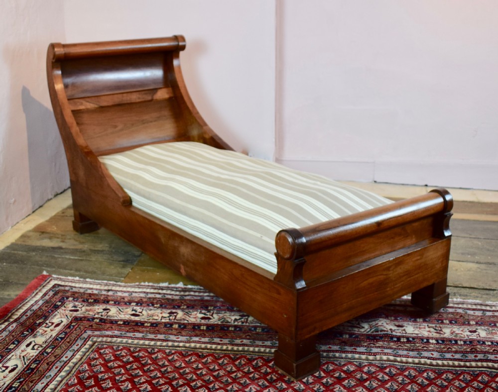 French Empire Mahogany Boar Shaped Daybed Chaise Longue View III