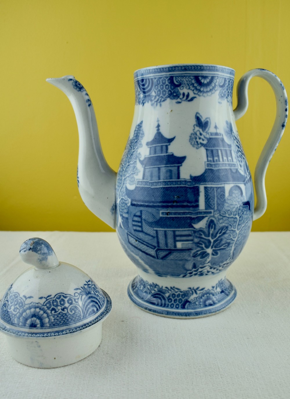 Blue & White Pearlware Coffee Pot, Yorkshire, circa 1790 View IV