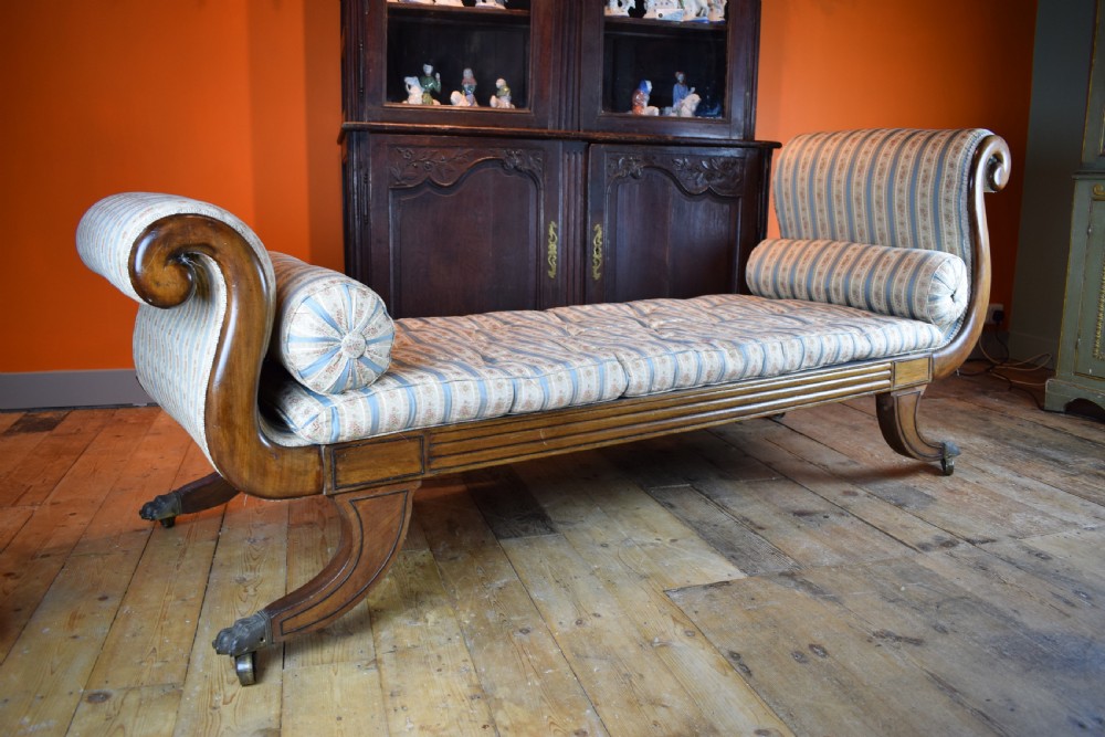 Regency mahogany chaise longue / daybed View V