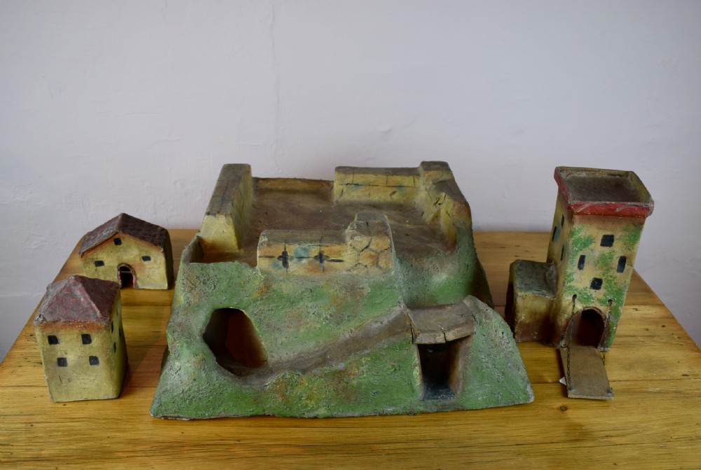 Vintage 1930's papier mache toy model fort View IV
