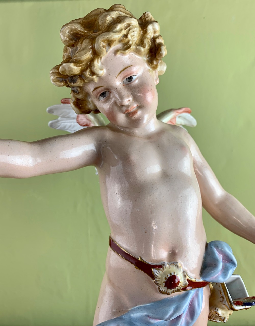 German Schierholz Porcelain Cherub table lamp View III