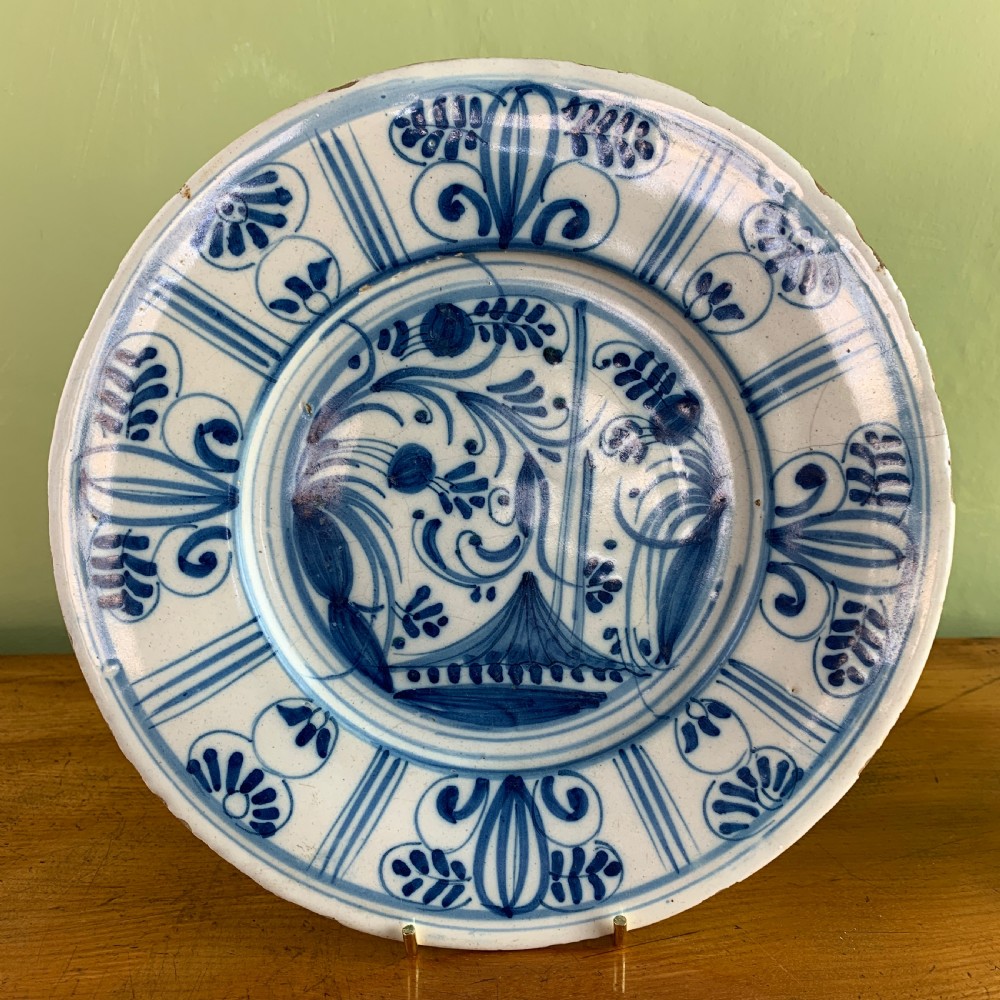 A pair of Delft Blue & White Tin glaze plates, mid 18th century View III