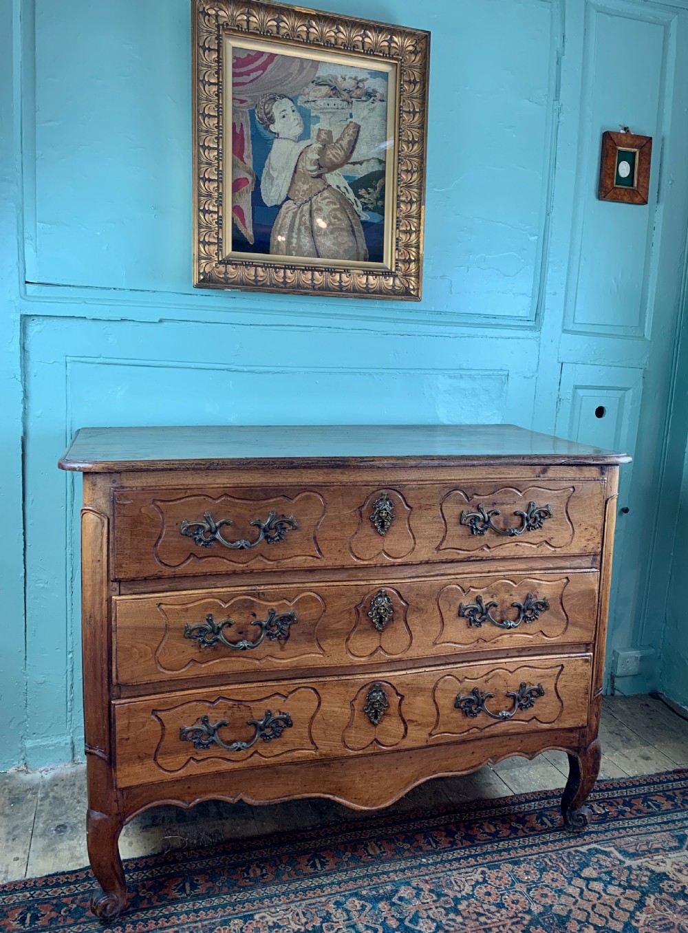 French 18th century chestnut commode in Louis XV style View V