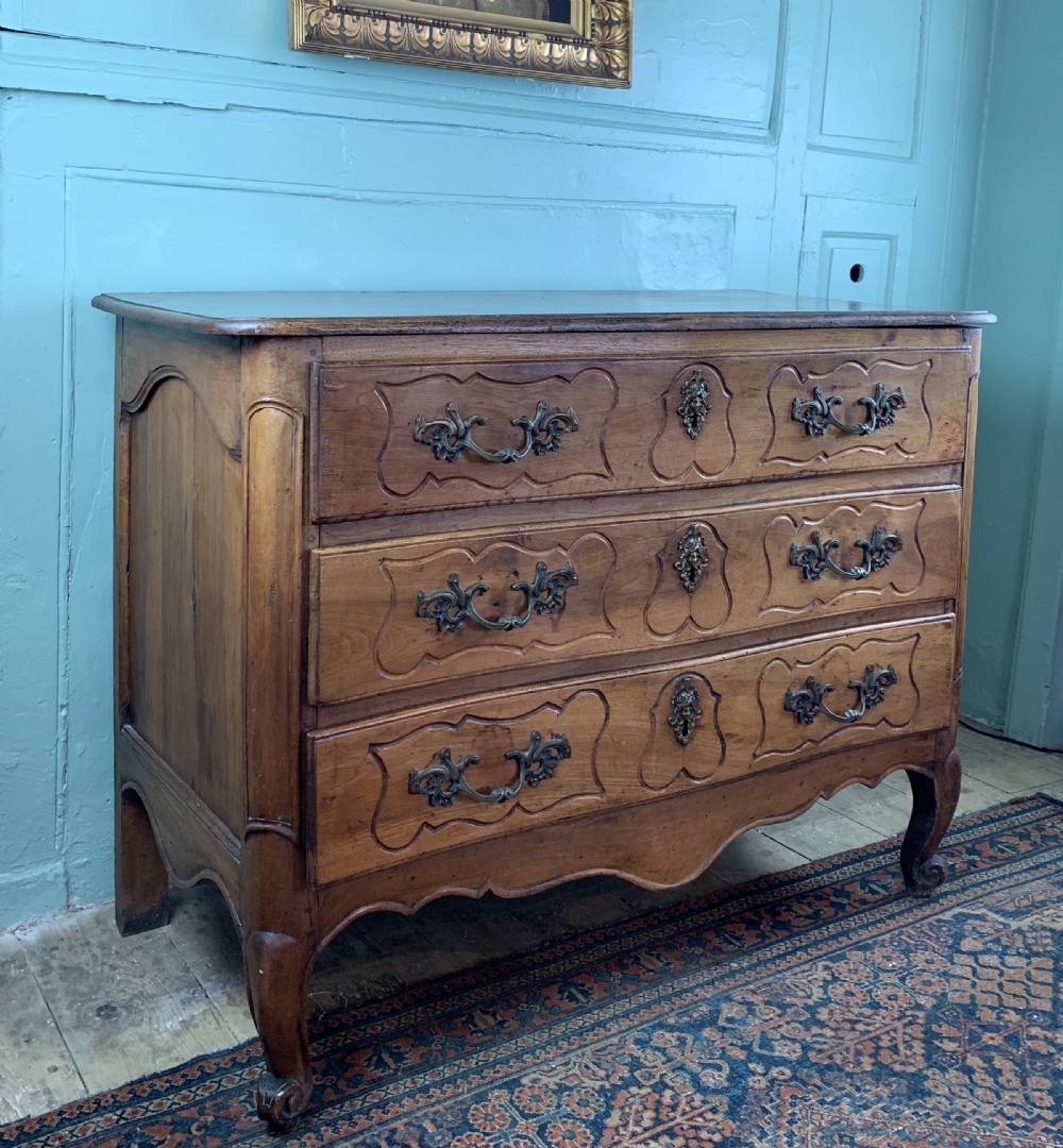 French 18th century chestnut commode in Louis XV style View VI