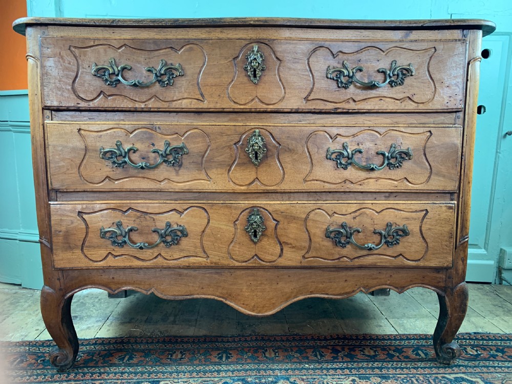 French 18th century chestnut commode in Louis XV style View VII
