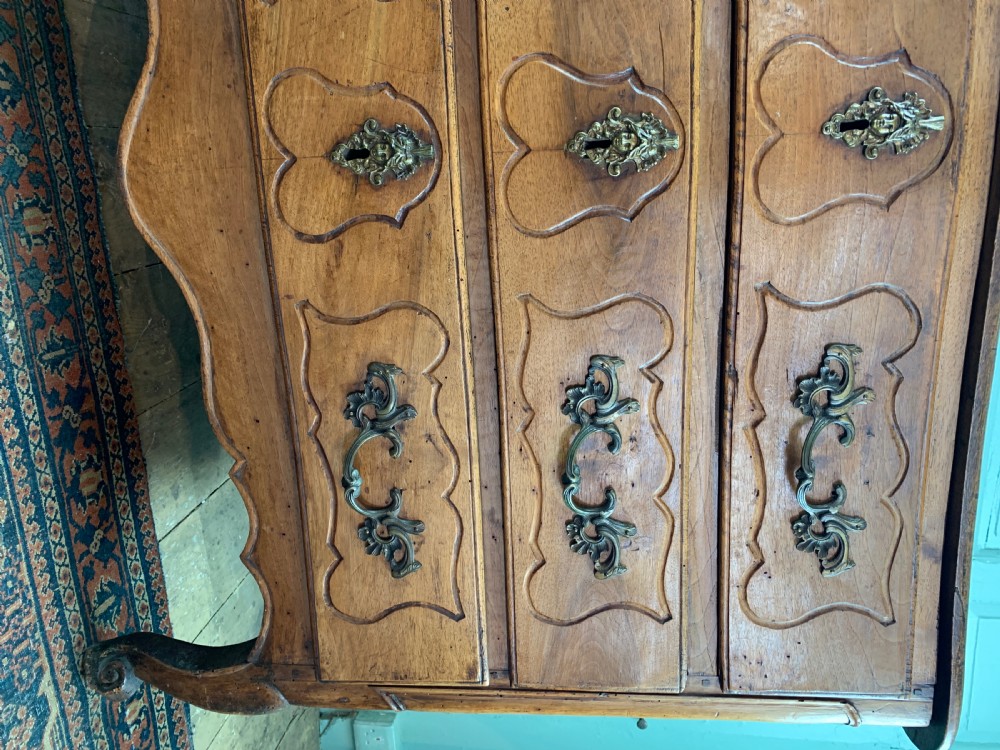 French 18th century chestnut commode in Louis XV style View IX