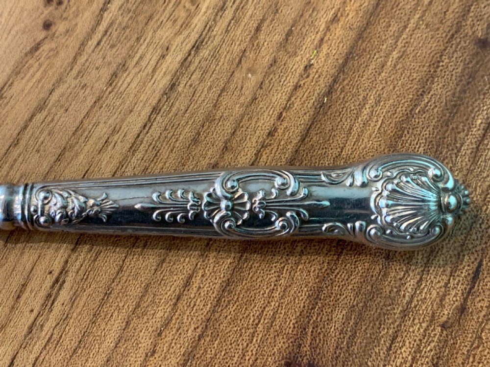 Georgian silver butter knife / curler by John Thornton Birmingham 1826 View IV