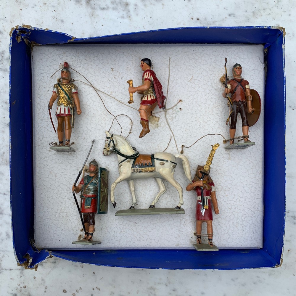 Rare MIM Emmanuel Steinback Roman lead figures set, boxed