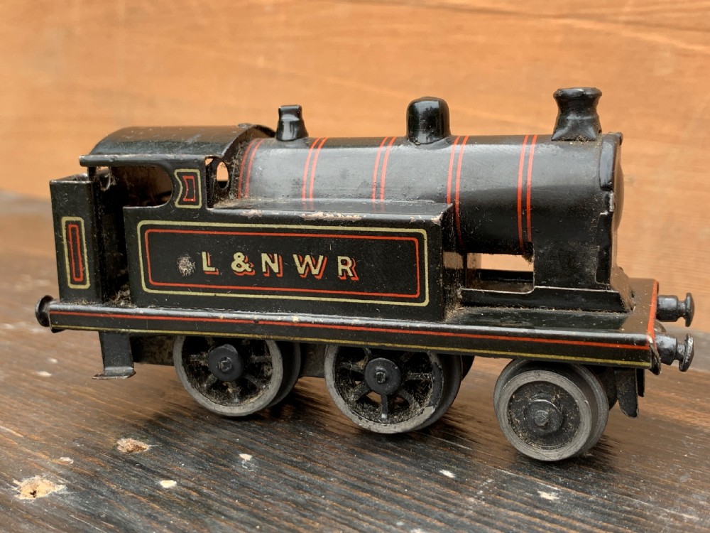 A Bing LNWR 00 gauge tinplate clockwork tank locomotive View V