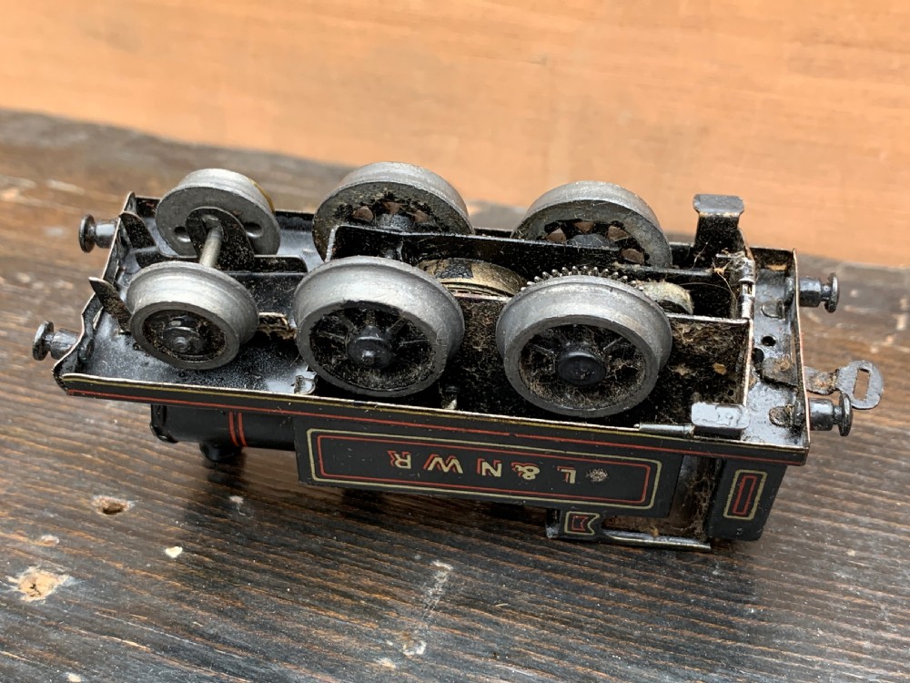 A Bing LNWR 00 gauge tinplate clockwork tank locomotive View VII