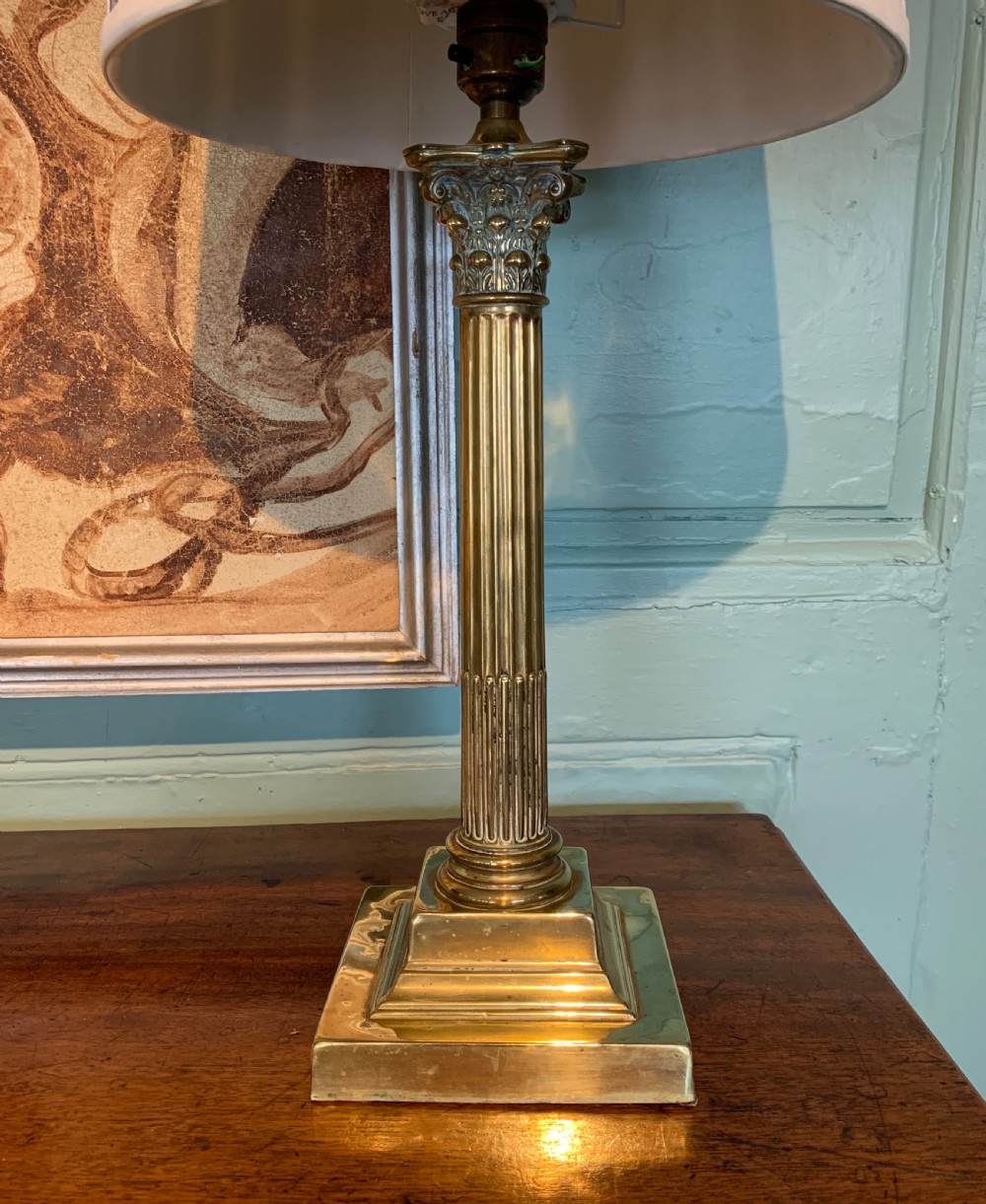 Antique brass corinthian column table lamp View III