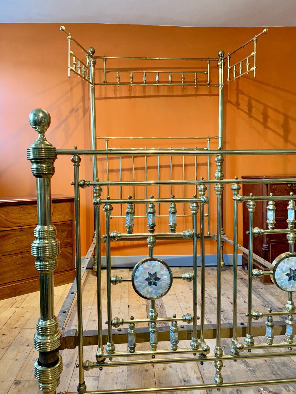 Good Quality Victorian half tester bed attributed to JAS Shoolbred View III