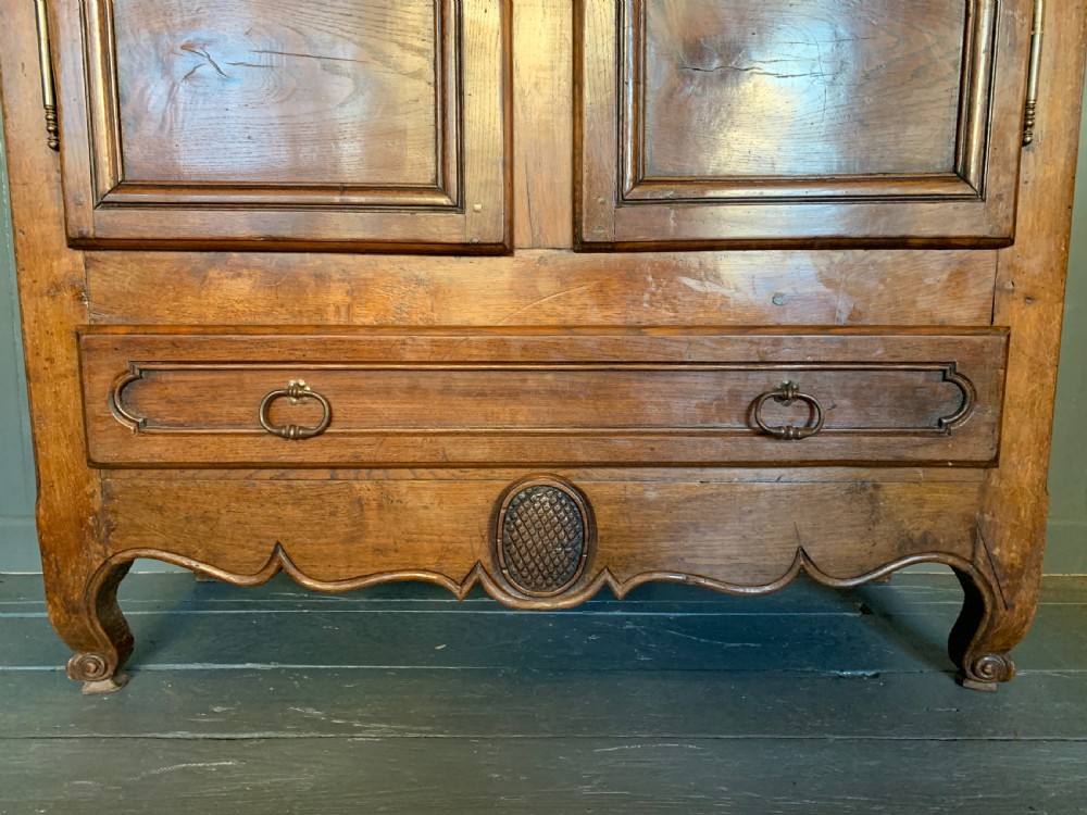 Antique French oak armoire with panelled doors View VIII