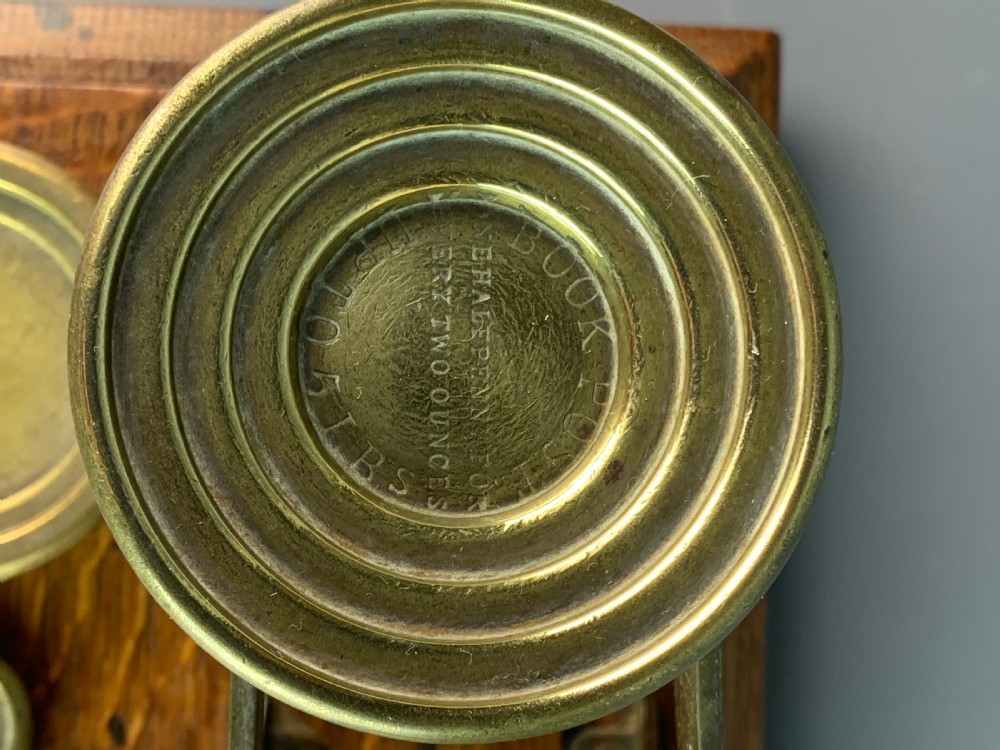 Set of Thornill brass postal scales, circa 1900, with weights View III