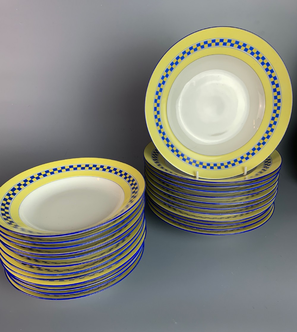 Betoule Legrand & Cie, Limoges porcelain dinner service 65 pieces View V