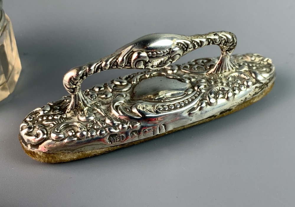 Victorian silver mounted nail buffer, silver top jar & button hook View II