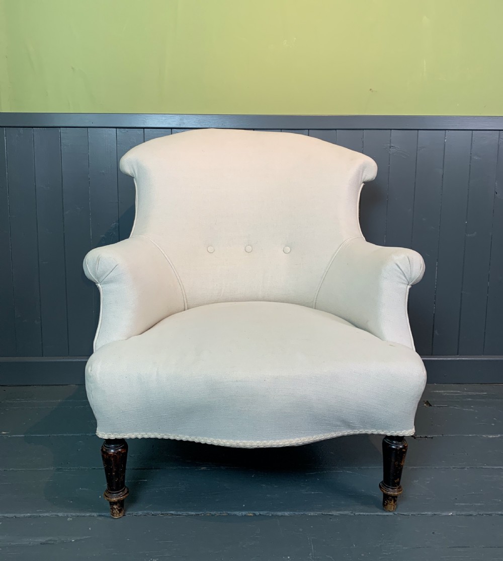 French Napoleon III toad back armchair in cream linen View II