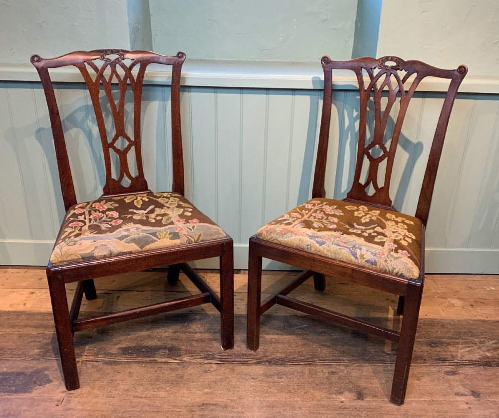 Set of Twelve Georgian mahogany dining chairs of Chippendale design View VI