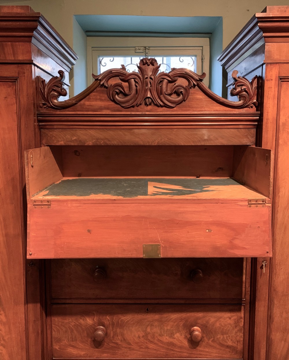 William IV mahogany compactum wardrobe View III