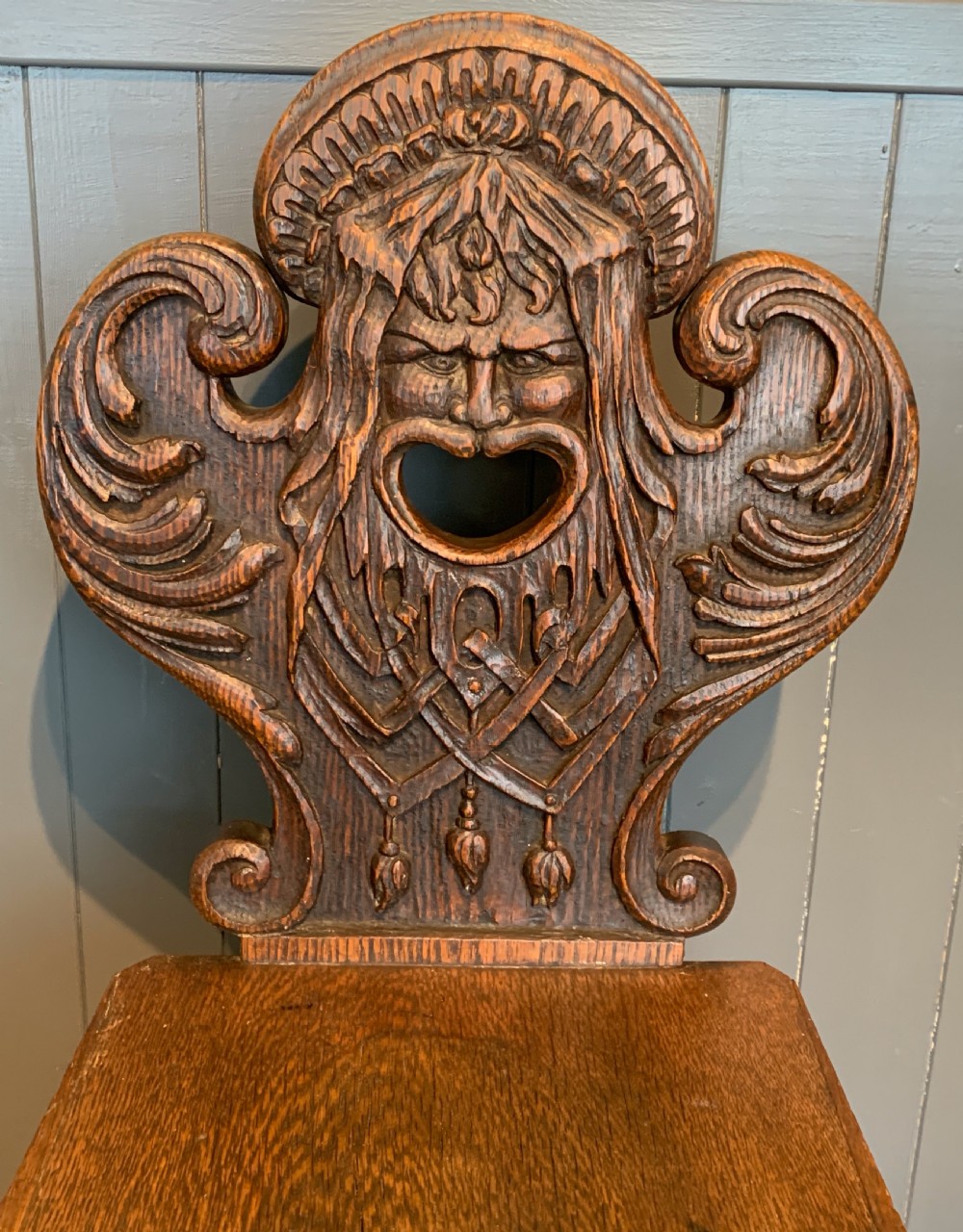Italian Renaissance revival carved oak Sgabello hall chair  View IV