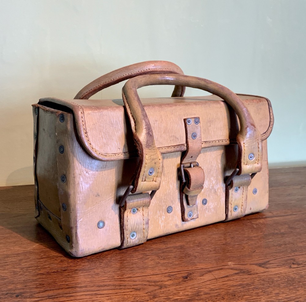 War Department riveted leather tool bag View II