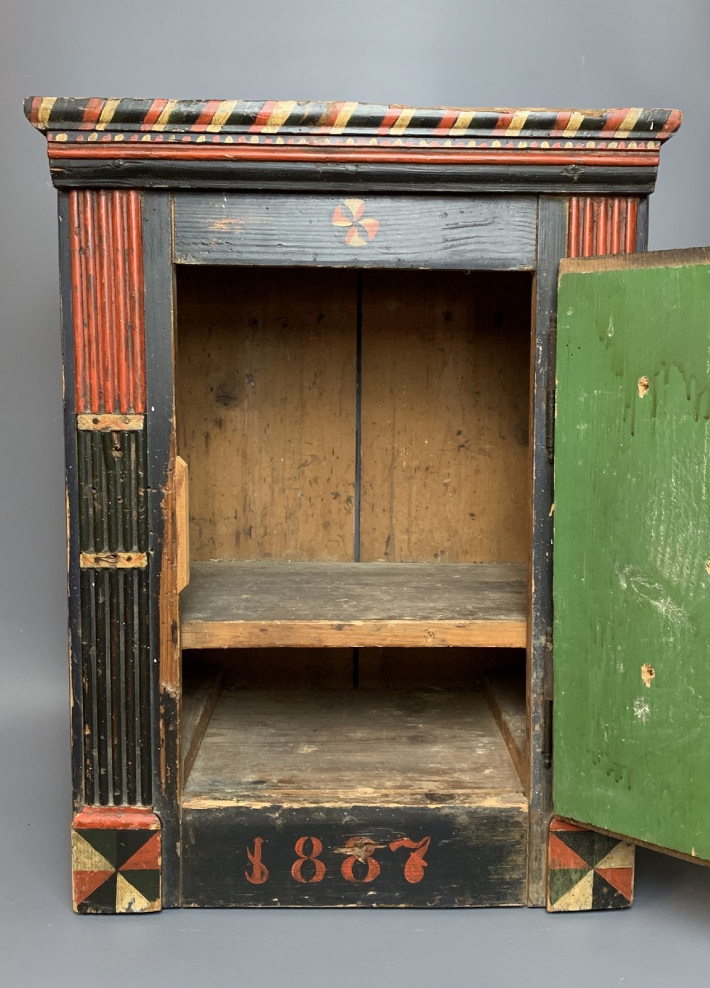 Scandinavian folk art painted pine cupboard dated 1882 View III