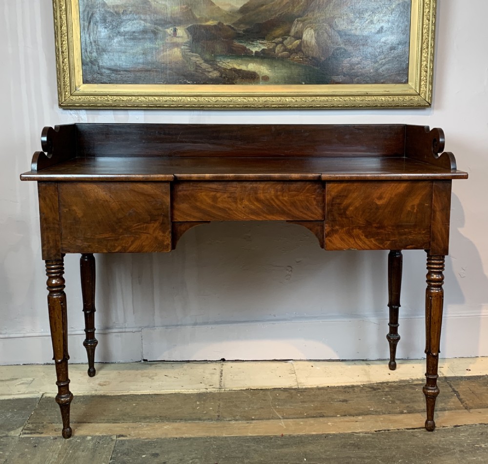 William IV mahogany sideboard / buffet