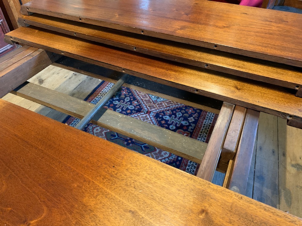 Victorian mahogany extending dining table with 2 additional leaves View VII