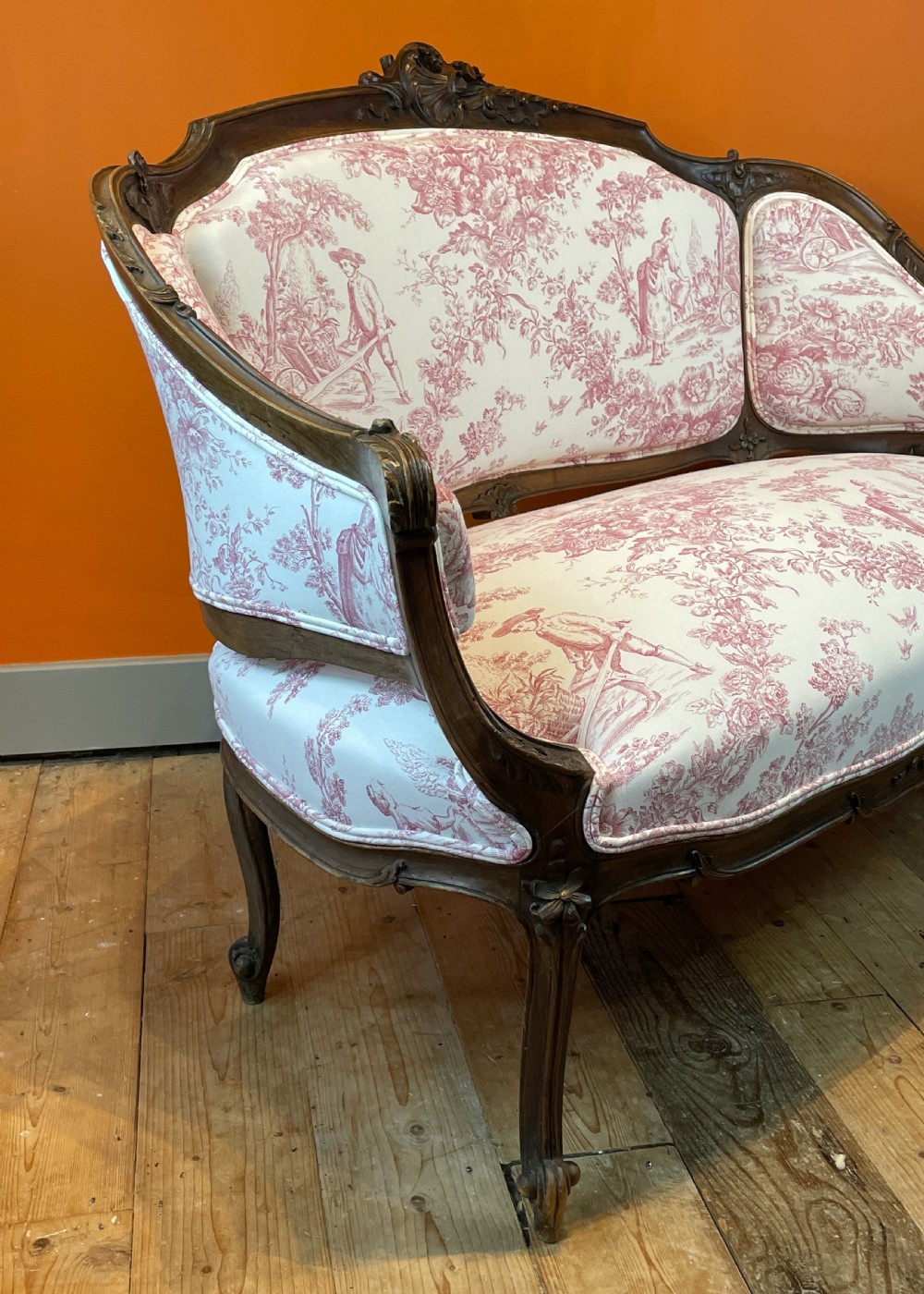 French Louis XV revival walnut sofa, newly upholstered in vintage toile de jouy View V