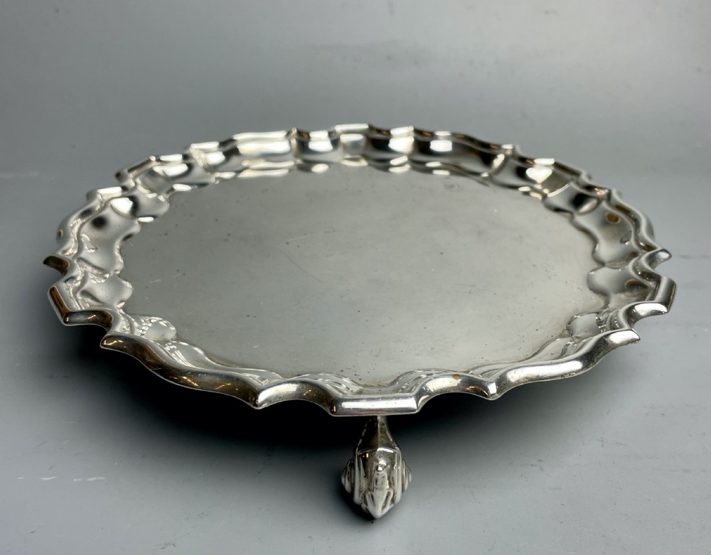 Silver Salver by Thos Bradbury & Sons, Sheffield 1914 View II