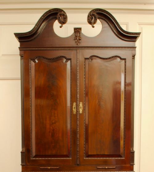 RARE IRISH 18TH CENTURY MAHOGANY BUREAU CABINET ON STAND - ADDITIONAL PHOTO 3