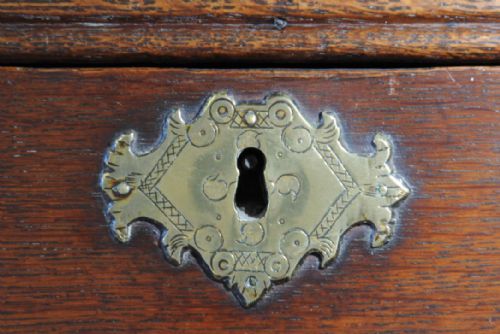 EARLY 18TH CENTURY OAK CHEST ON STAND - ADDITIONAL PHOTO 2