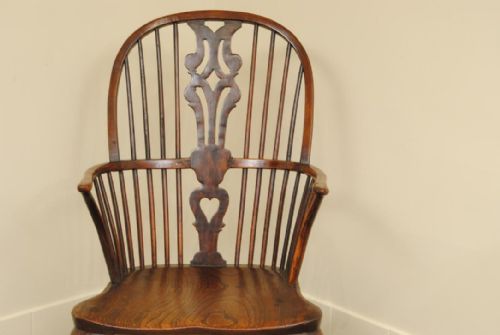 18TH CENTURY THAMES VALLEY YEW WOOD WINDSOR ARMCHAIR - ADDITIONAL PHOTO 2
