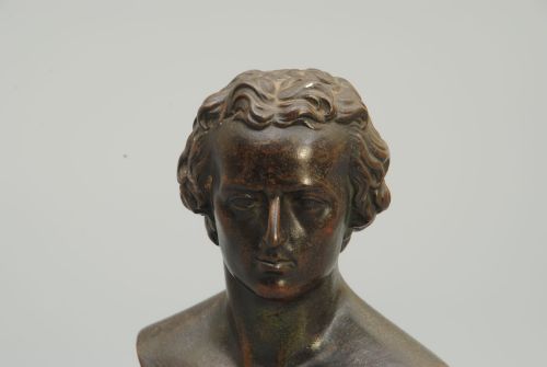 A RARE PAIR OF 19TH CENTURY CAST IRON PORTRAIT BUSTS BY LEONHARD POSCH - ADDITIONAL PHOTO 4