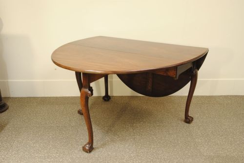 18TH CENTURY OVAL GATELEG TABLE - ADDITIONAL PHOTO 3