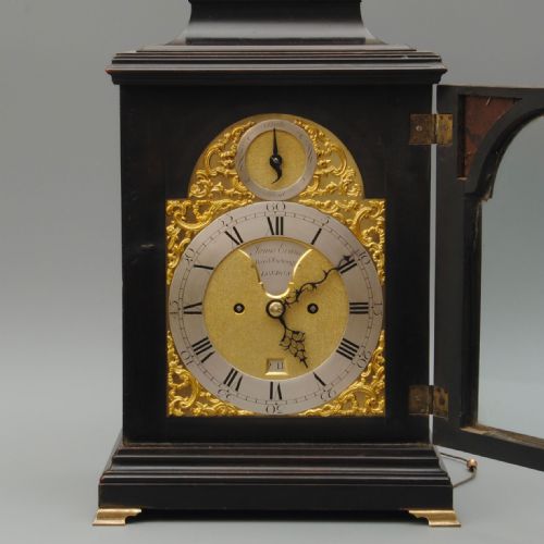 AN 18TH CENTURY BELL TOP BRACKET CLOCK BY JAMES EVANS - ADDITIONAL PHOTO 1